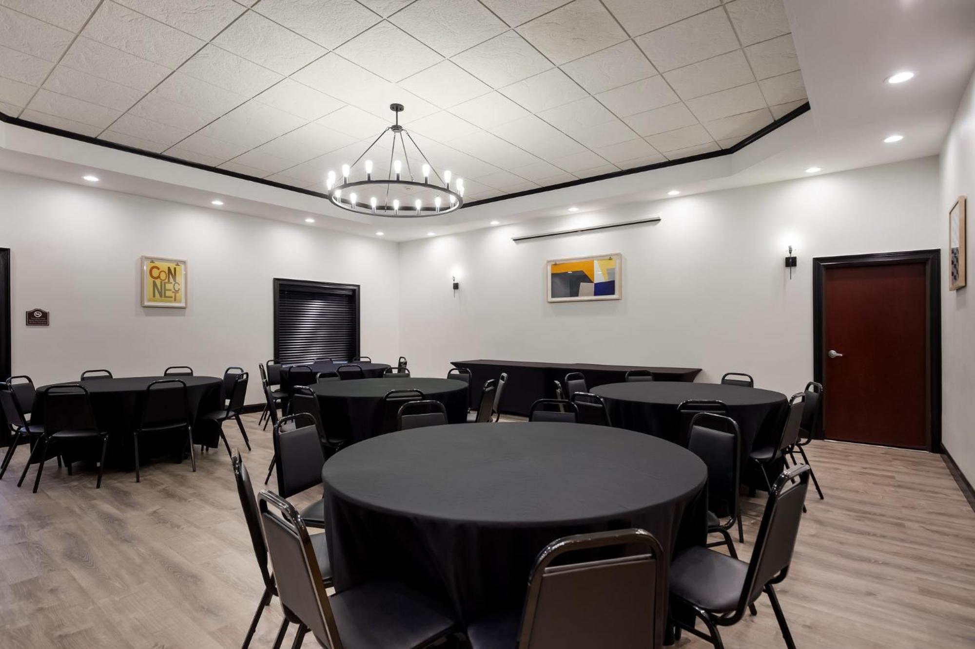Holiday Inn Express Hotel & Suites Newton Sparta By Ihg Luaran gambar