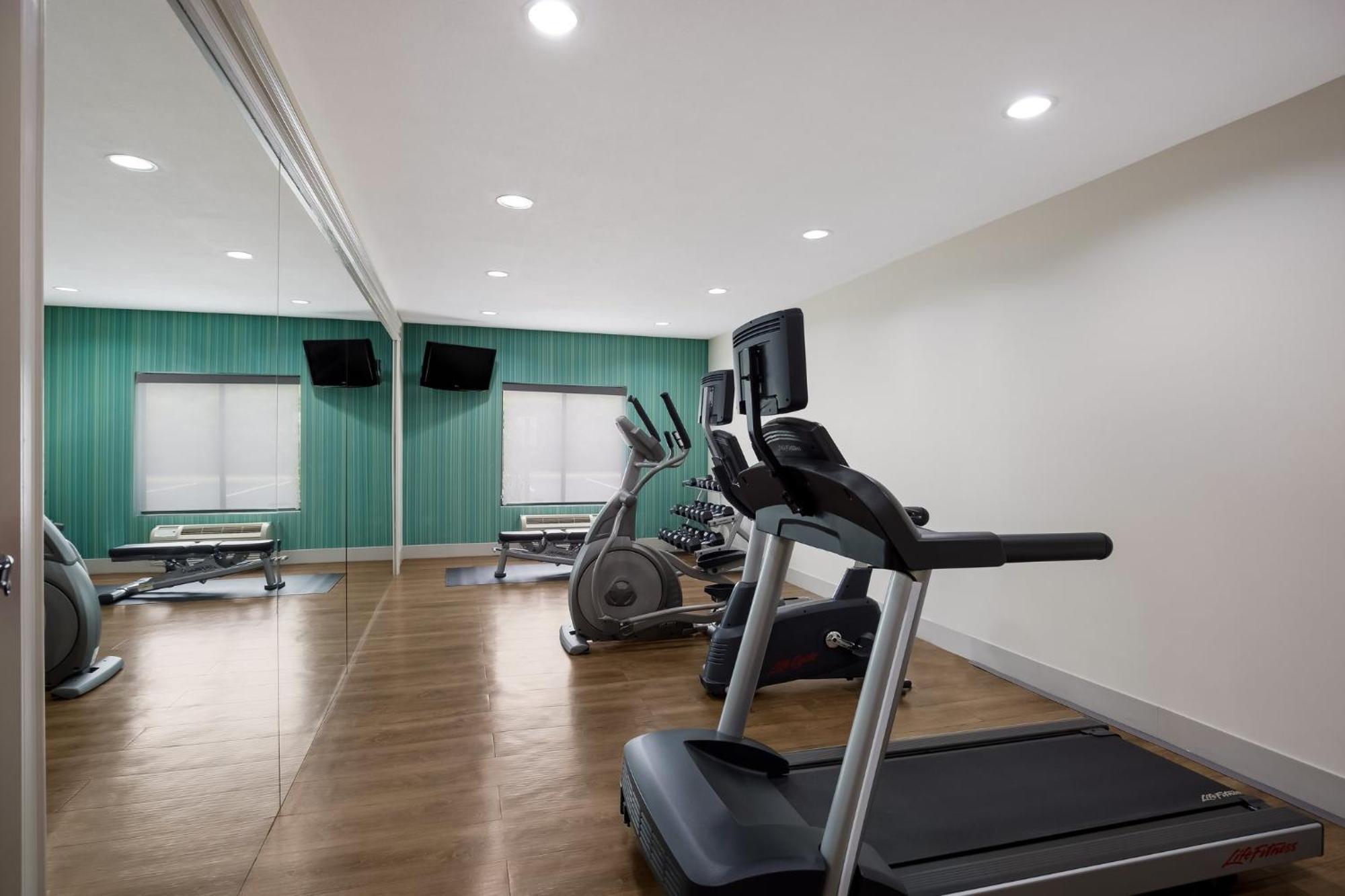 Holiday Inn Express Hotel & Suites Newton Sparta By Ihg Luaran gambar